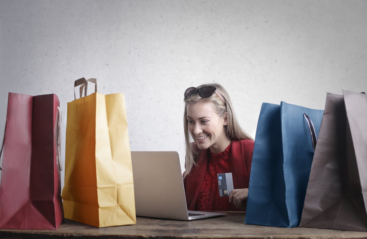 Le Nuove Normative sull'E-Commerce in Italia - Blog | Maria Teresa Bergamaschi 